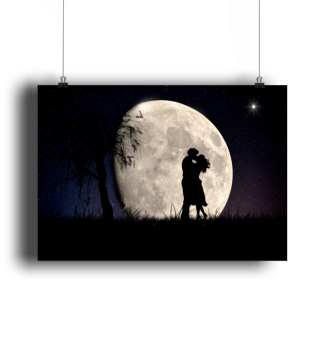 Poster Love Couple Kissing Moonlight