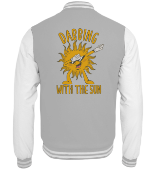 Dabbing with the sun in summer