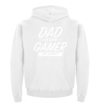 Dad at day gamer at night - Videospiele
