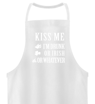 St. Patricks Day • Kiss me Im drunk
