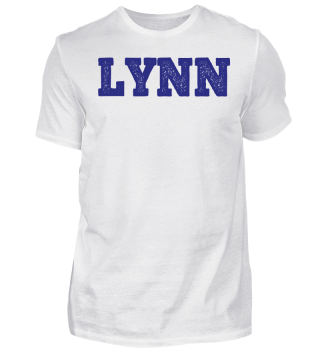 Shirt mit LYNN Druck.